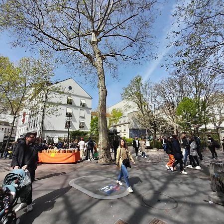 Studio Equipe Metro Abbesses A Montmartre Appartement Parijs Buitenkant foto